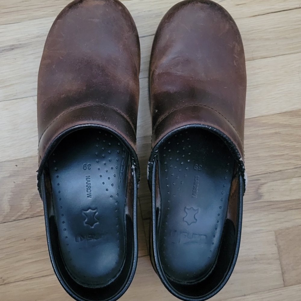 Dansko size 39